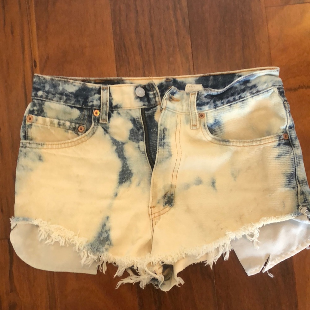 Levi denim cut offs. Fit like size 24